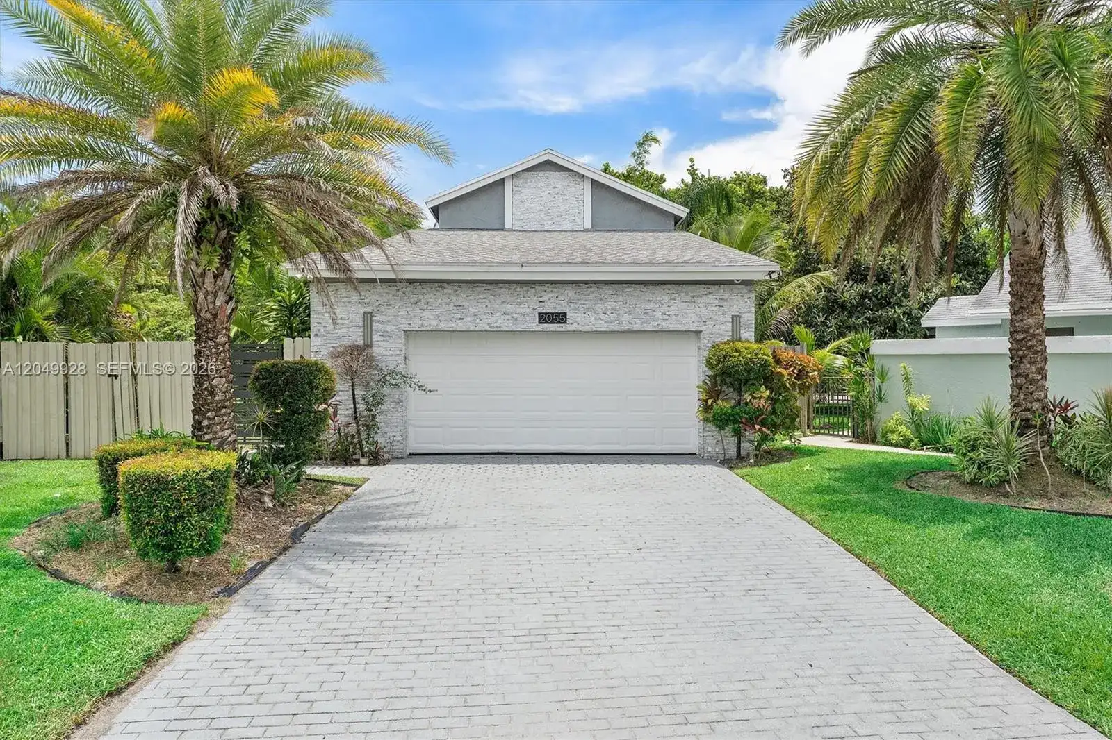 2055 NW 9th St, Delray Beach FL 33445 photo 3
