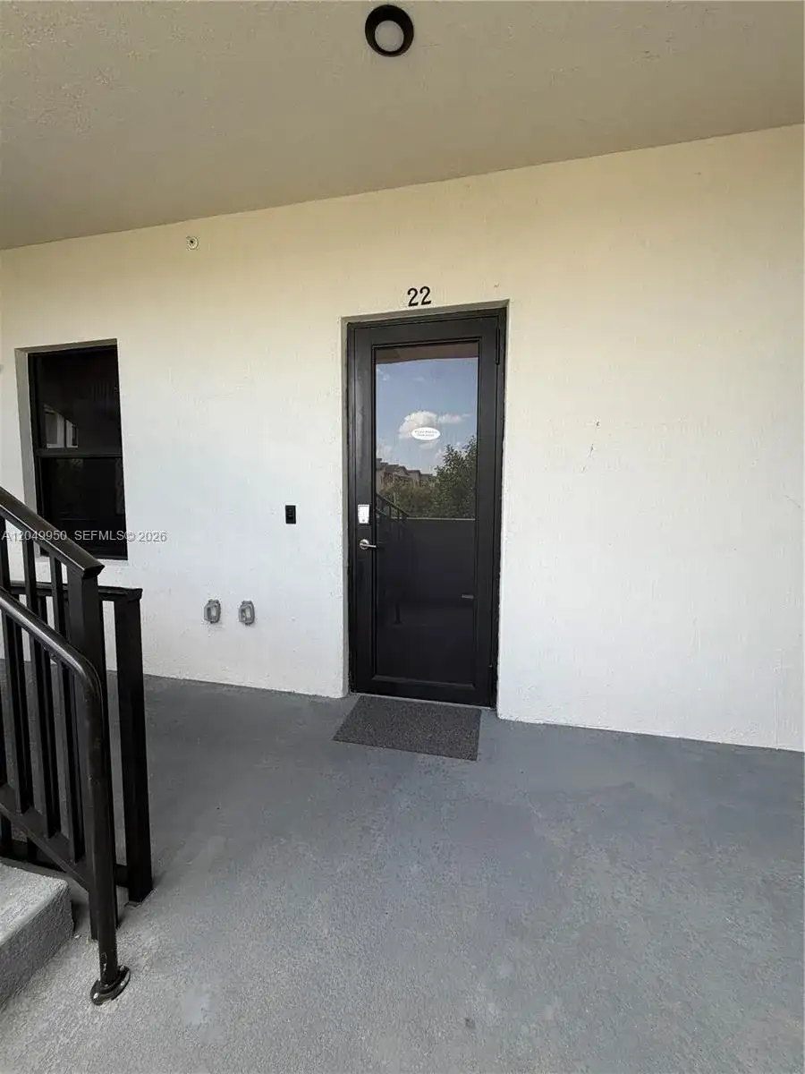 8195 NW 104th Ave # 22, Doral FL 33178 photo 3