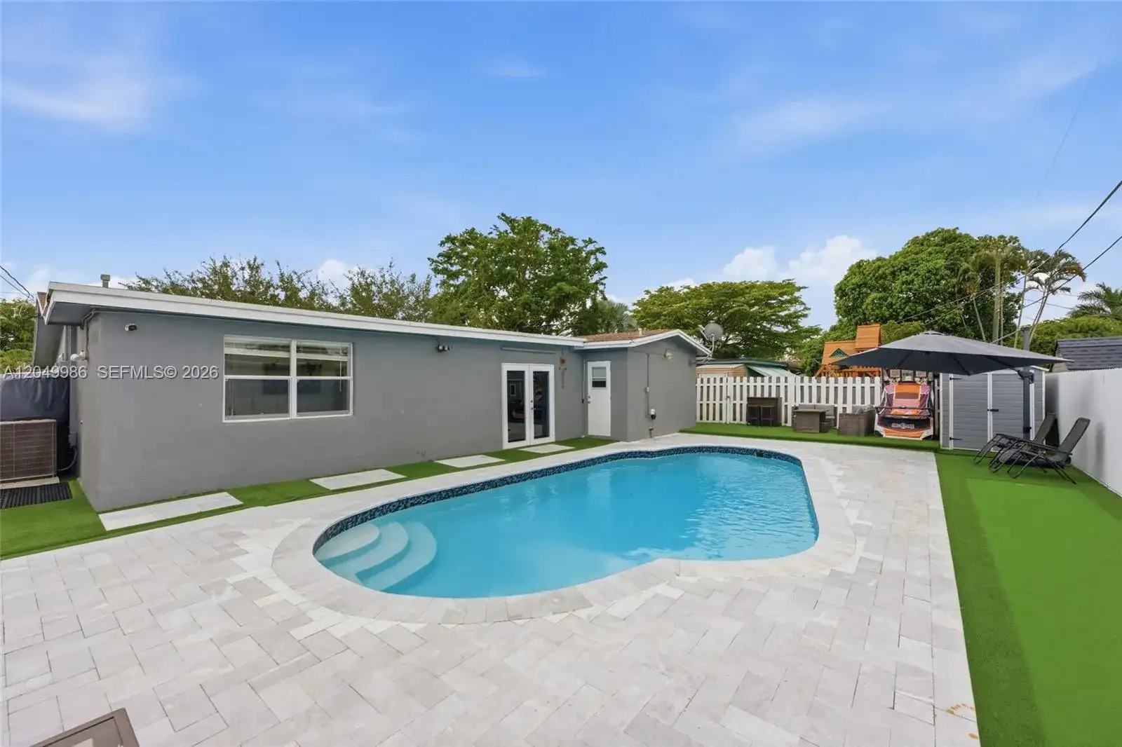 9771 NW 24th Pl, Sunrise FL 33322 photo 2