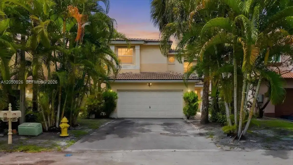 9847 Fairway Cove Ln, Plantation FL 33324 photo 5
