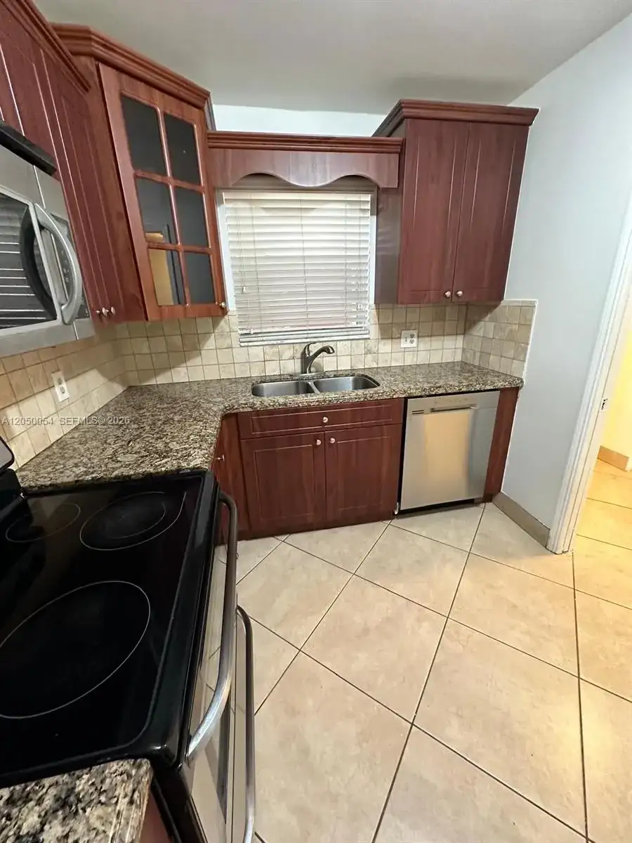 9410 Live Oak Pl # 305, Davie FL 33324 photo 5