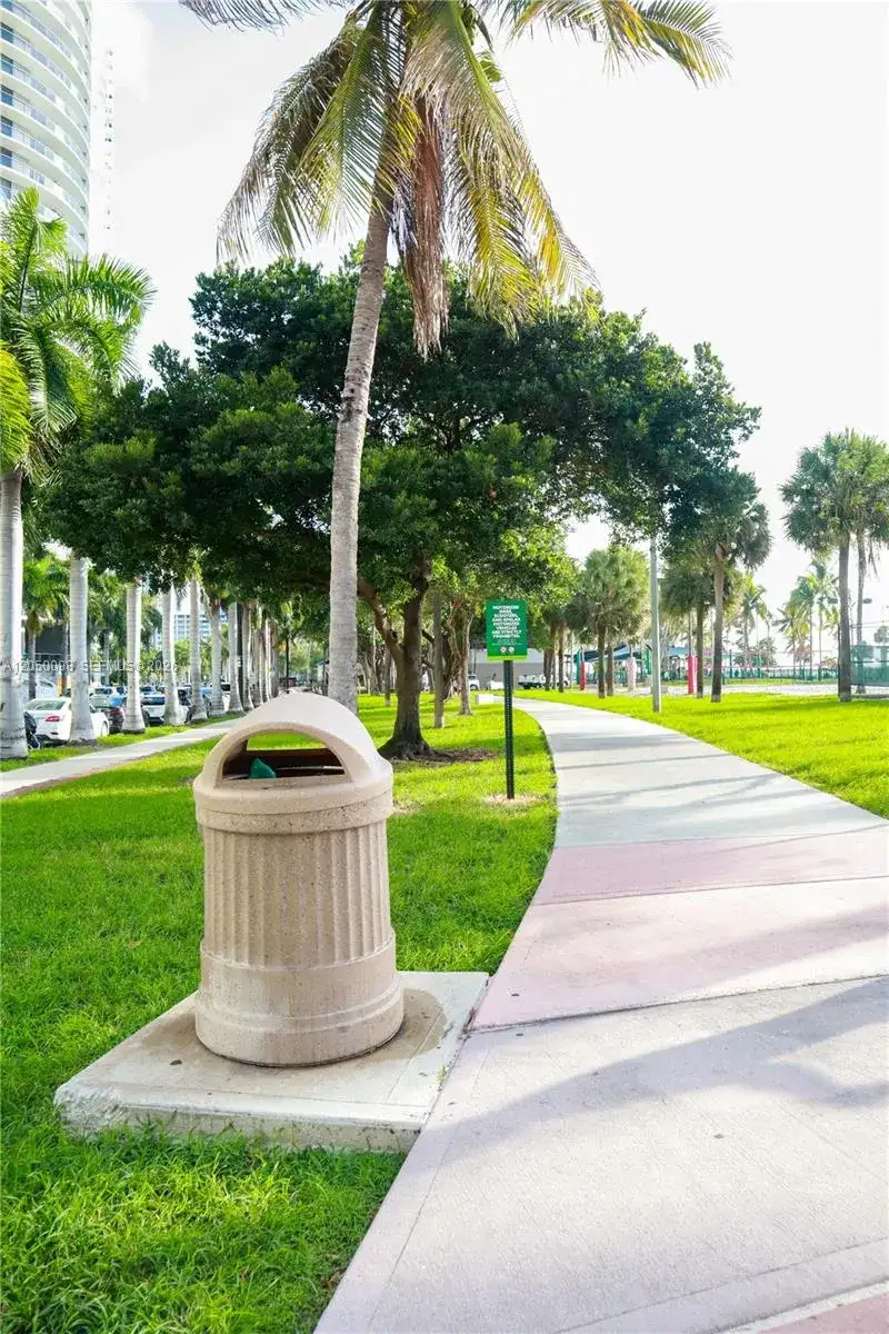 1750 N Bayshore Dr # 3411, Miami FL 33132 photo 5