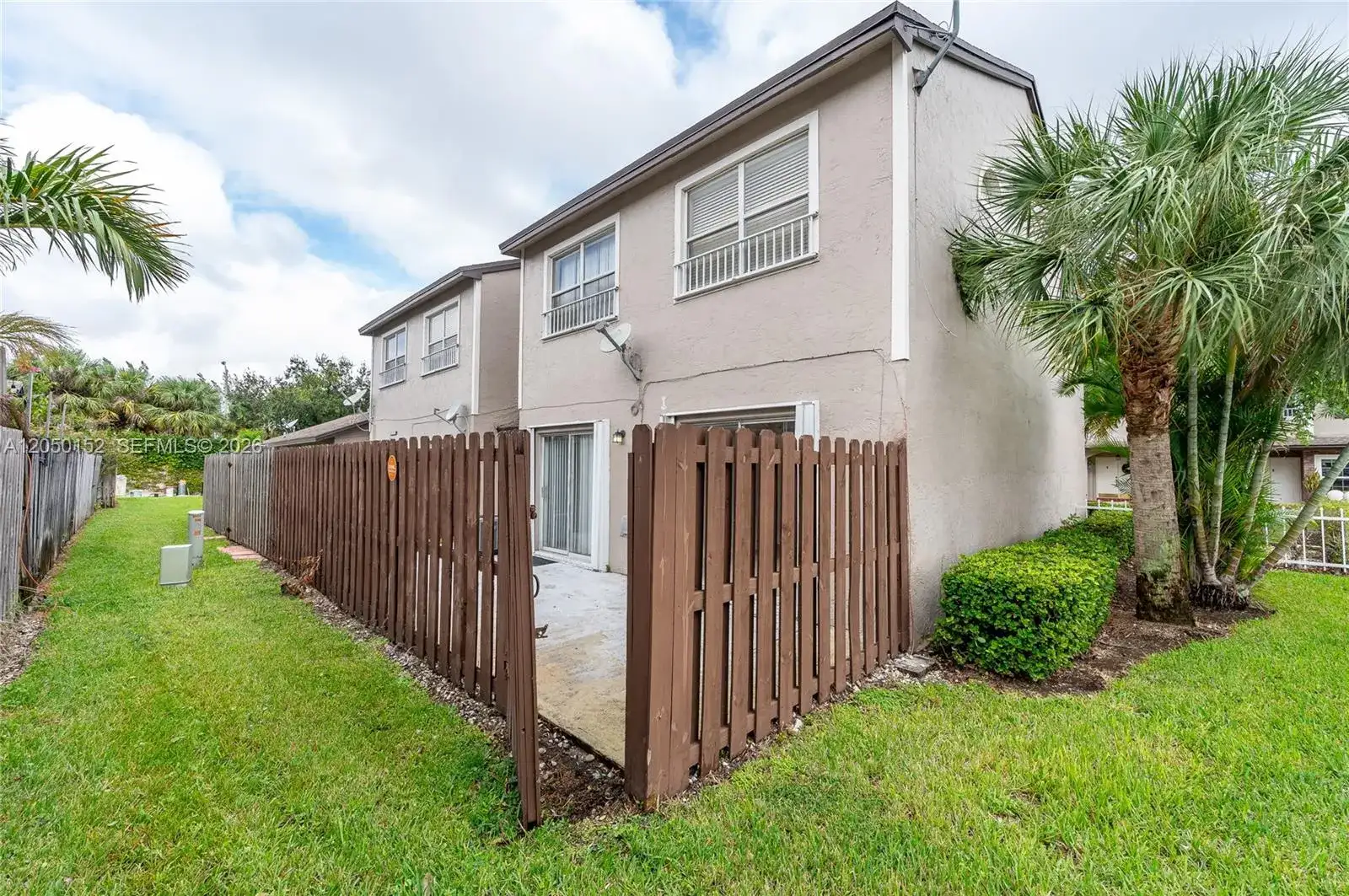 3877 NW 122nd Ter # L, Sunrise FL 33323 photo 4