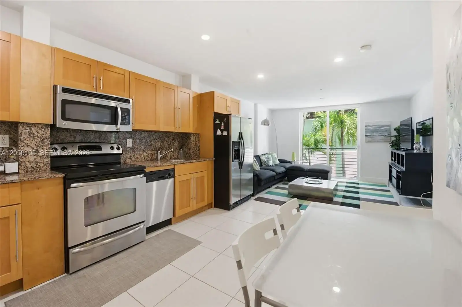 945 Michigan Ave # 3, Miami Beach FL 33139 photo 4