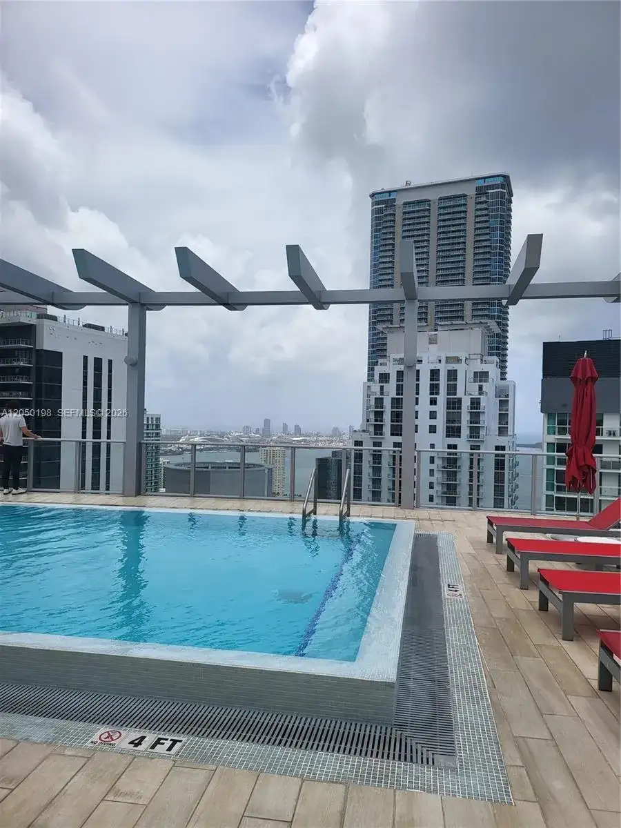 1100 S Miami Ave # 3707, Miami FL 33130 photo 4