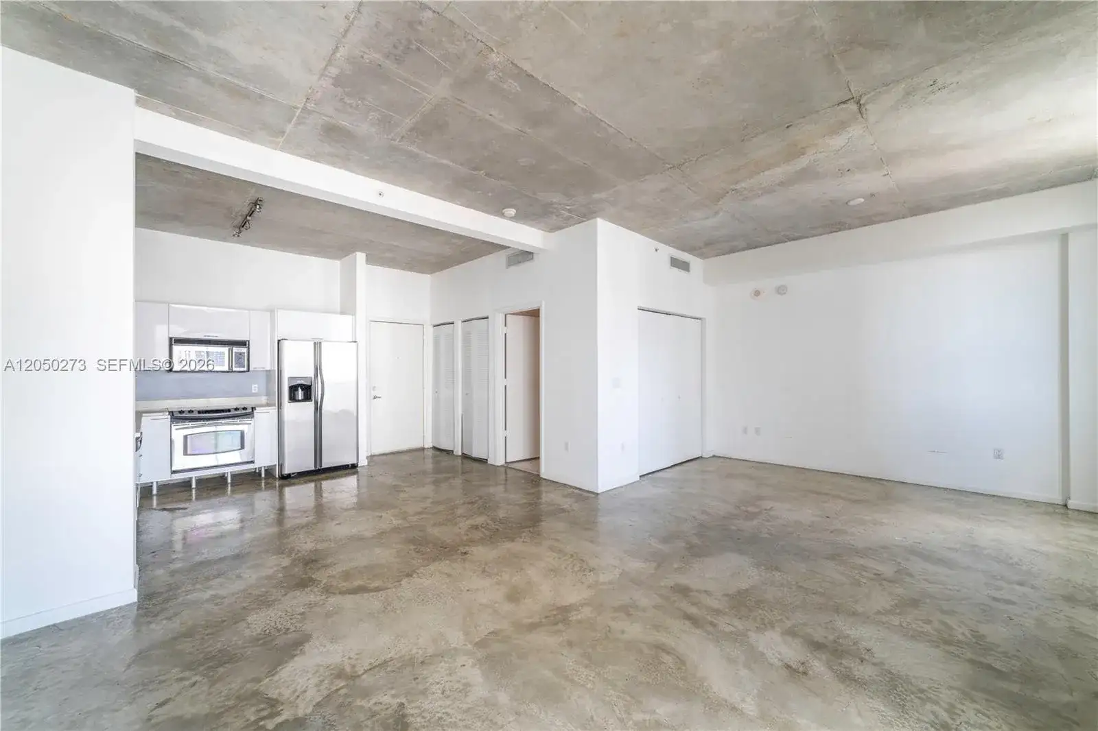234 NE 3rd St # 305, Miami FL 33132 photo 3