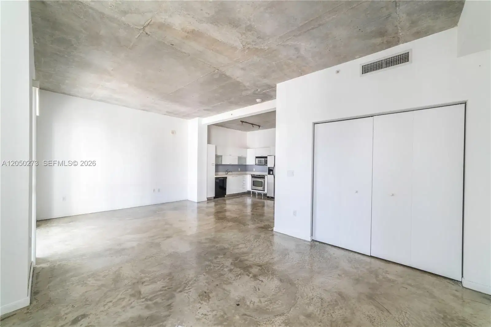 234 NE 3rd St # 305, Miami FL 33132 photo 4