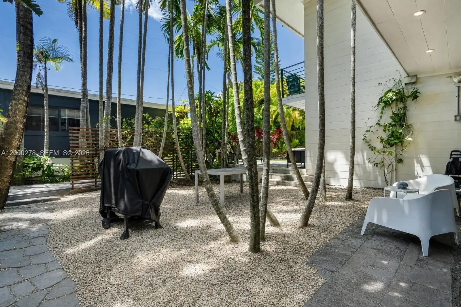 1548 Biarritz Dr, Miami Beach FL 33141 photo 2