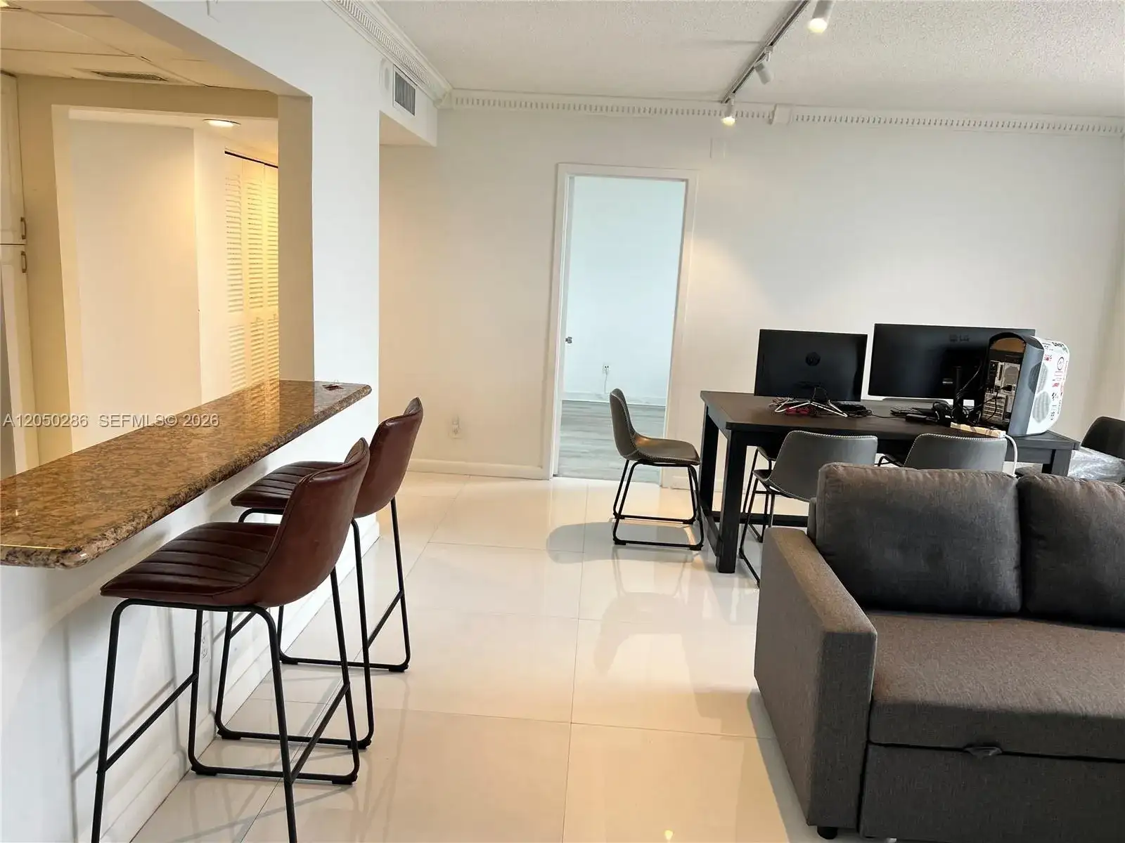 13499 Biscayne Blvd # 1407, North Miami FL 33181 photo 3