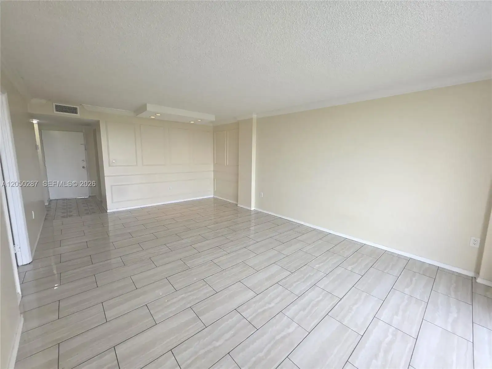 15600 NW 7th Ave # 511, Miami FL 33169 photo 4