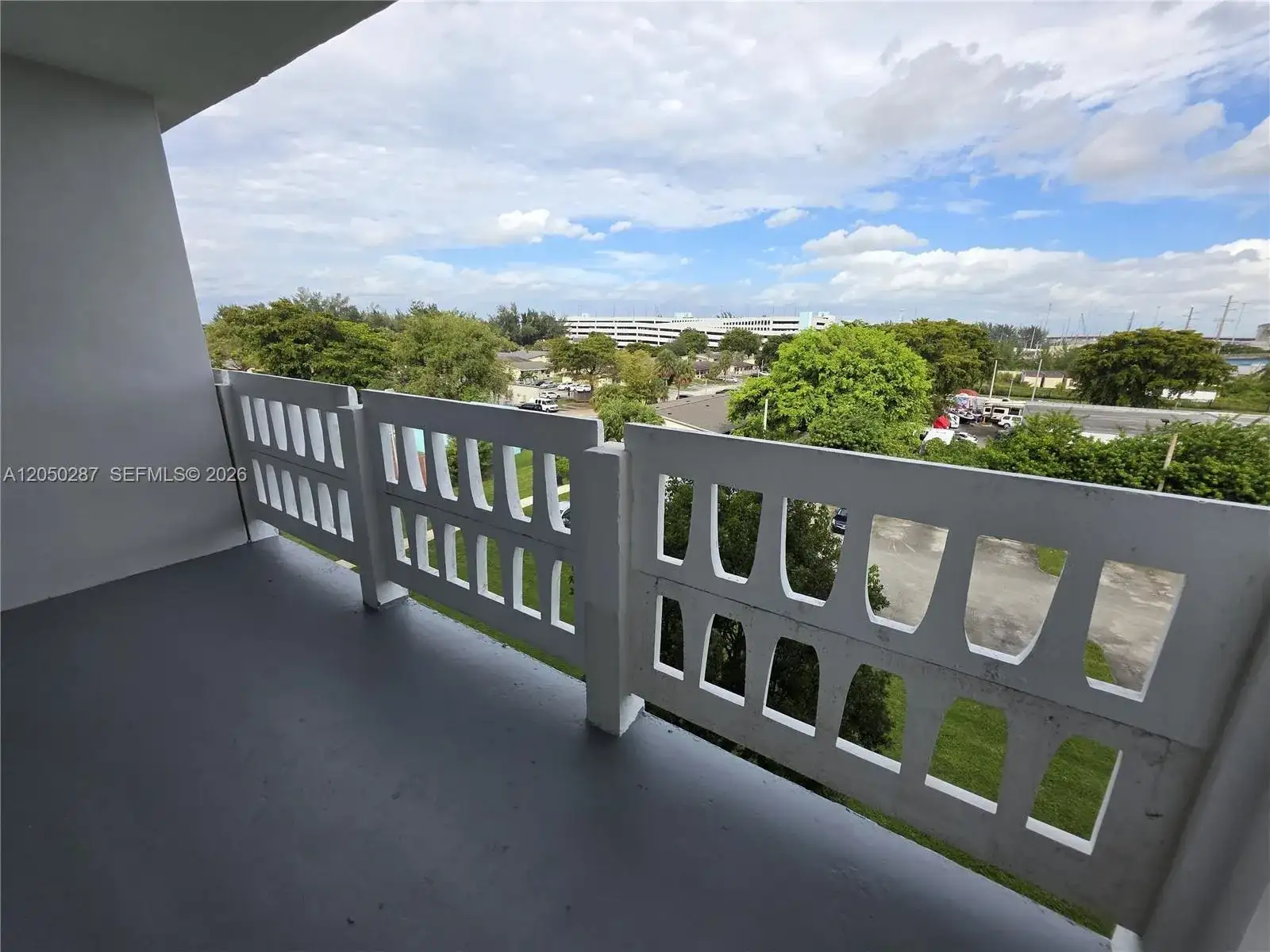15600 NW 7th Ave # 511, Miami FL 33169 photo 5
