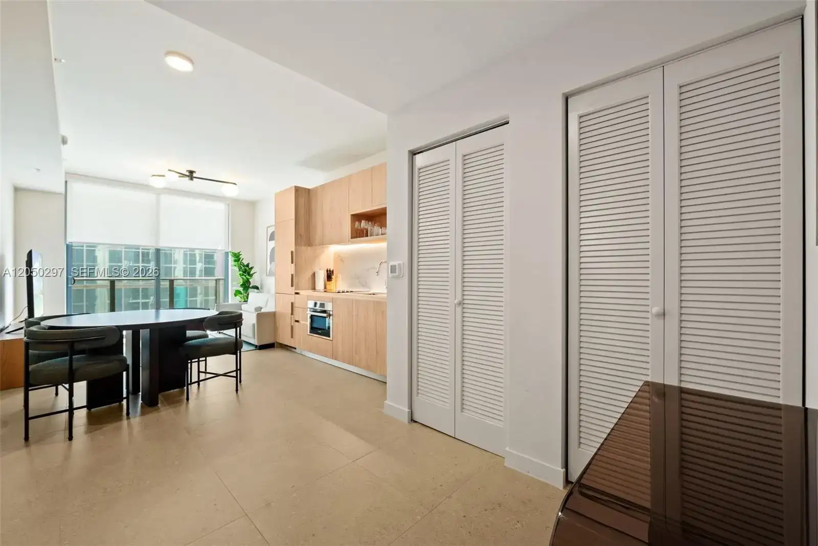 11 NE 6th St # 2605, Miami FL 33132 photo 4