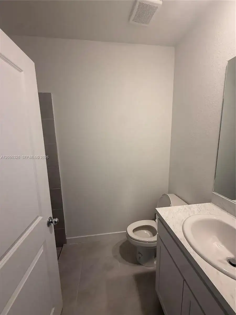 1318 NE 4th Ave # 1318, Florida City FL 33034 photo 3