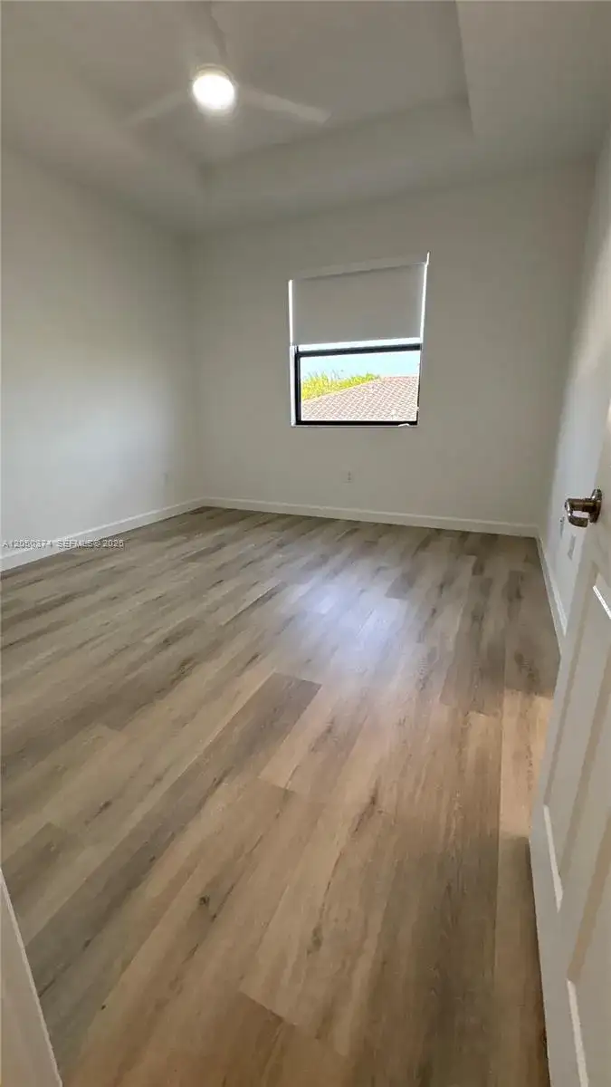 125 SE 34th Ter, Homestead FL 33033 photo 5
