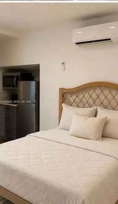 5643 SW 7th St # 0, Miami FL 33134 photo 2