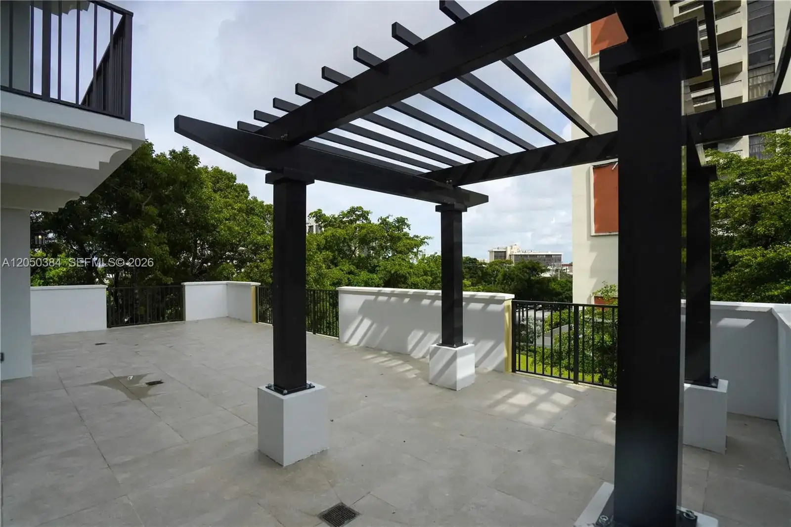 1091 Galiano St # 304, Coral Gables FL 33134 photo 2
