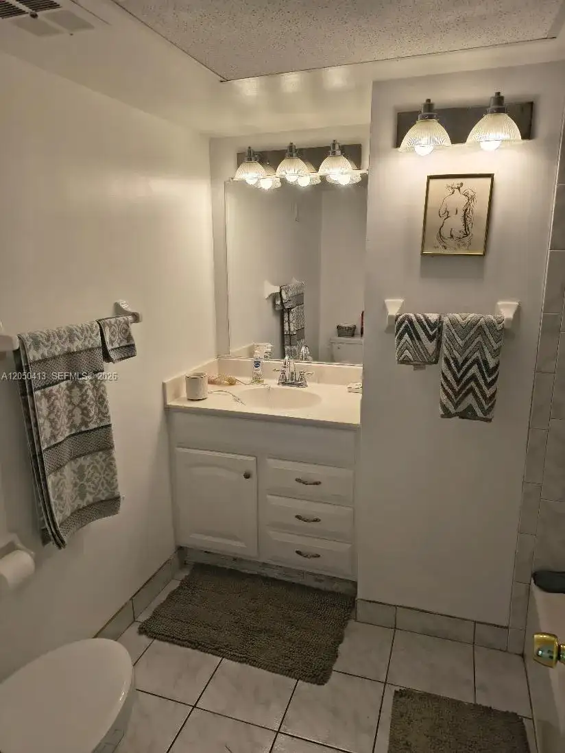 3105 oakland shores # 207, Oakland Park FL 33309 photo 5
