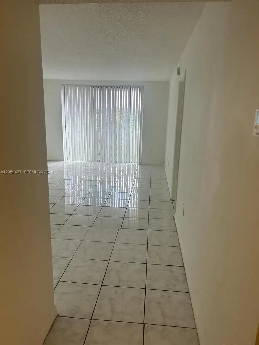 15600 NW 7th Ave # 501, Miami FL 33169 photo 3
