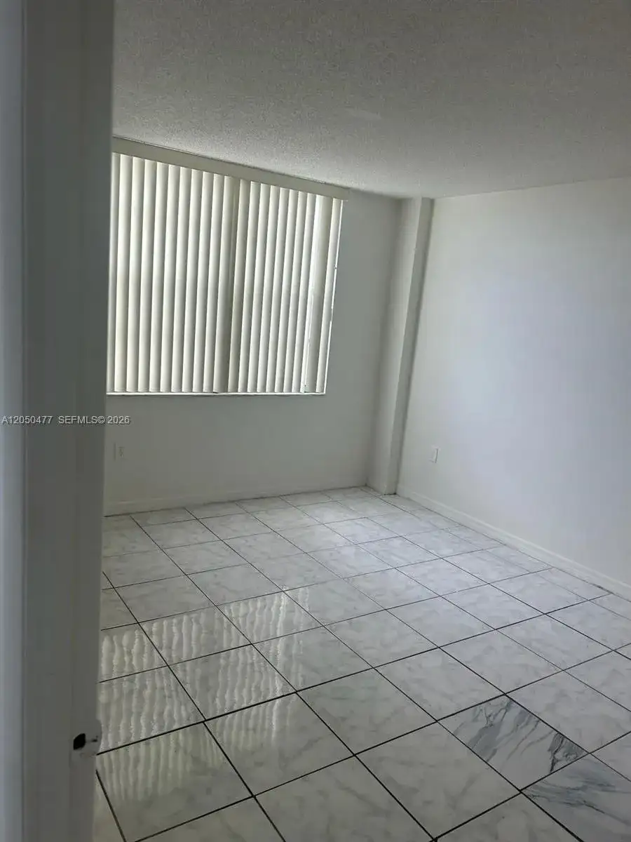 15600 NW 7th Ave # 501, Miami FL 33169 photo 5