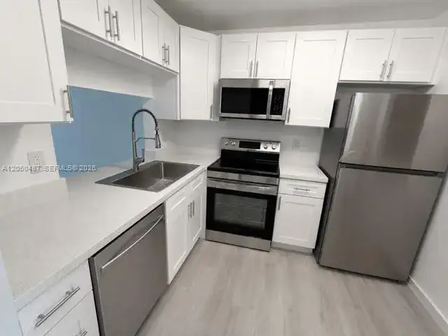 9311 Orange Grove Dr # 411, Davie FL 33324 photo 2