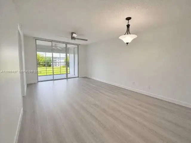 9311 Orange Grove Dr # 411, Davie FL 33324 photo 3