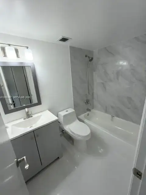 9311 Orange Grove Dr # 411, Davie FL 33324 photo 5