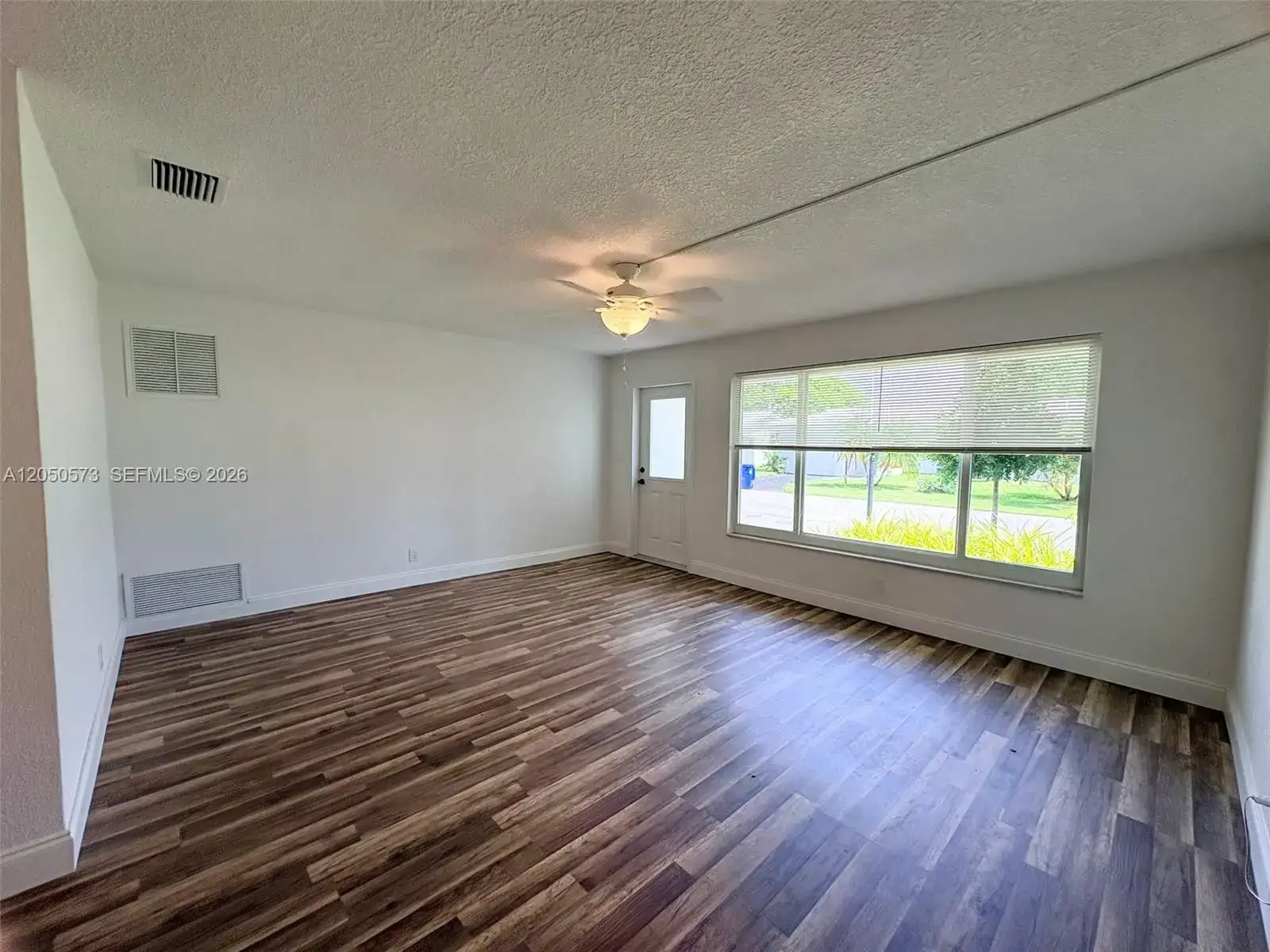140 NW 27th St, Pompano Beach FL 33064 photo 3