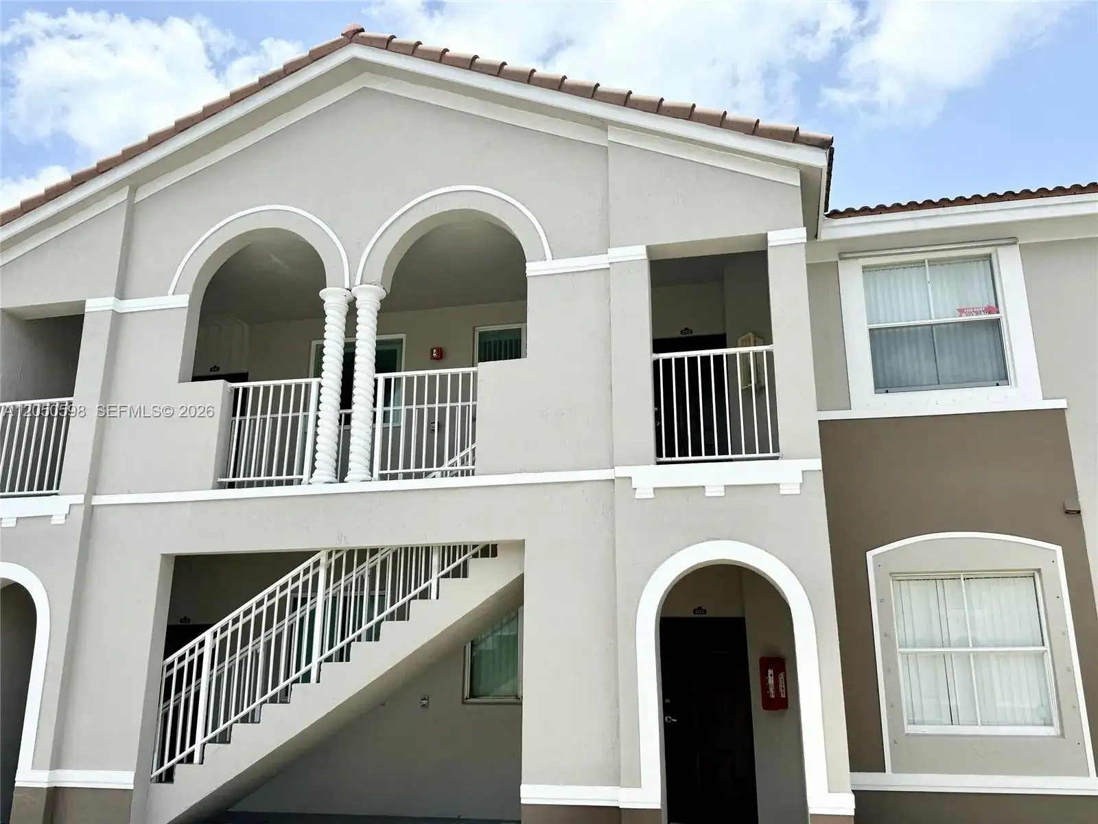 1652 SE 28th St # 202, Homestead FL 33035 photo 2