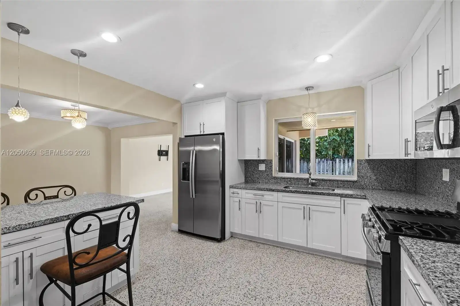 8431 Pasadena Blvd, Pembroke Pines FL 33024 photo 3