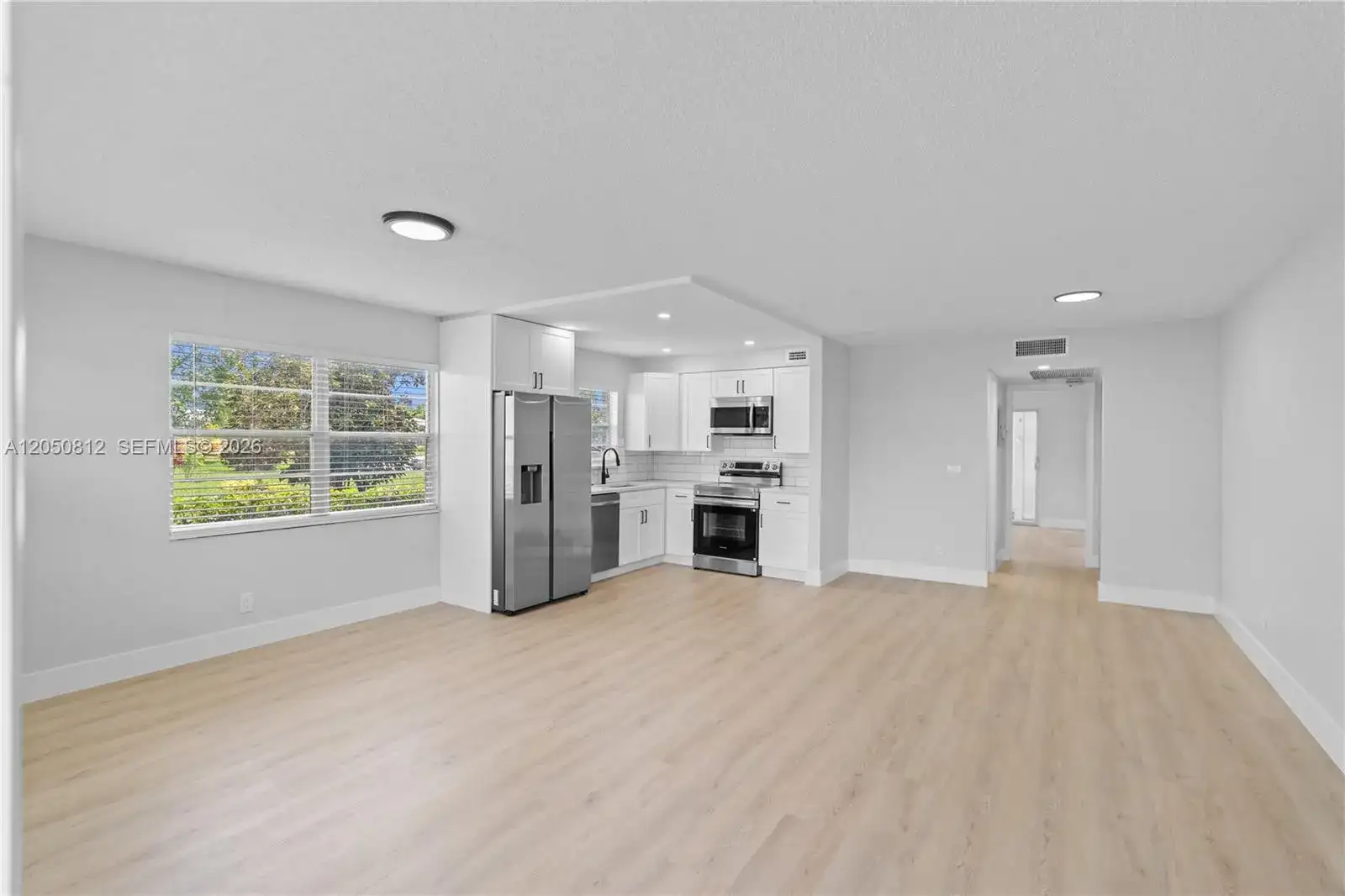 213 N Oakridge N # 213, Deerfield Beach FL 33442 photo 3