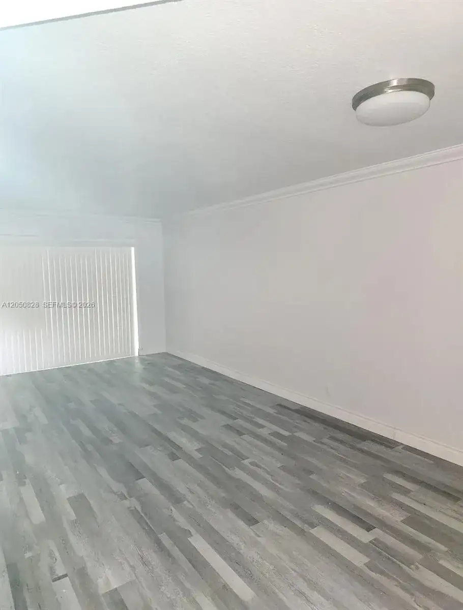 8000 Fairview Dr # 301, Tamarac FL 33321 photo 2