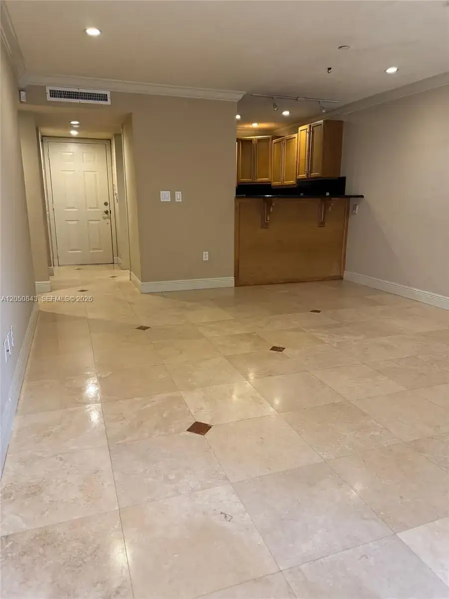 9301 SW 92nd Ave # 212B, Miami FL 33176 photo 4