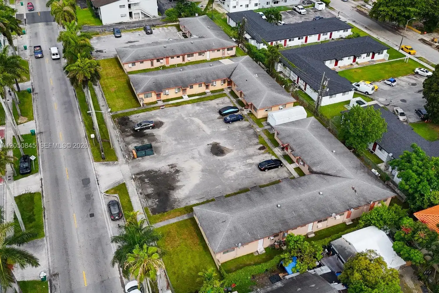 1915 NW 28th St, Miami FL 33142 photo 2