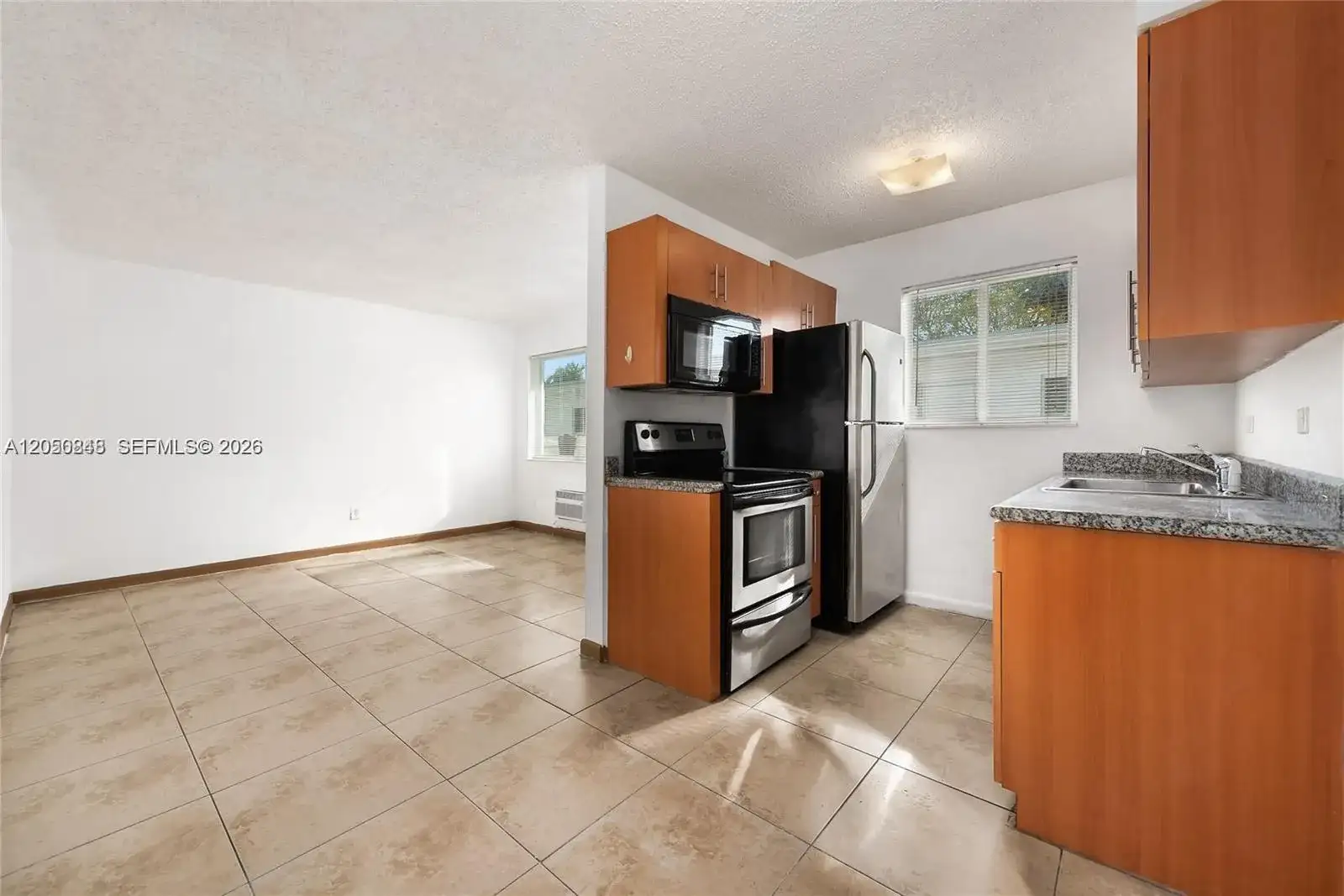 932 Moffett St # 6, Hallandale Beach FL 33009 photo 4