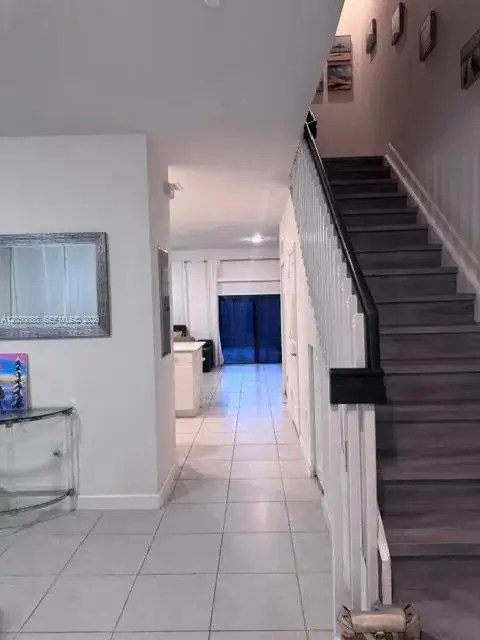 14852 SW 183rd Ter, Miami FL 33187 photo 3