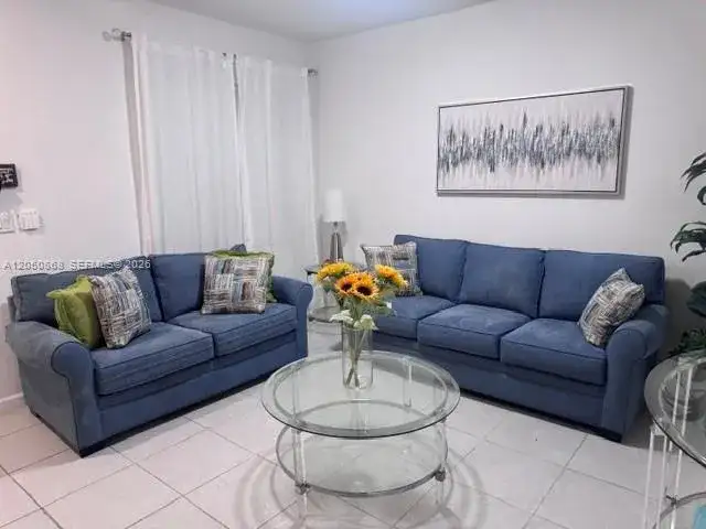 14852 SW 183rd Ter, Miami FL 33187 photo 4
