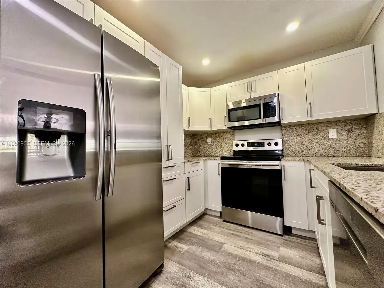 15430 SW 82 LN # 633, Miami FL 33193 photo 4