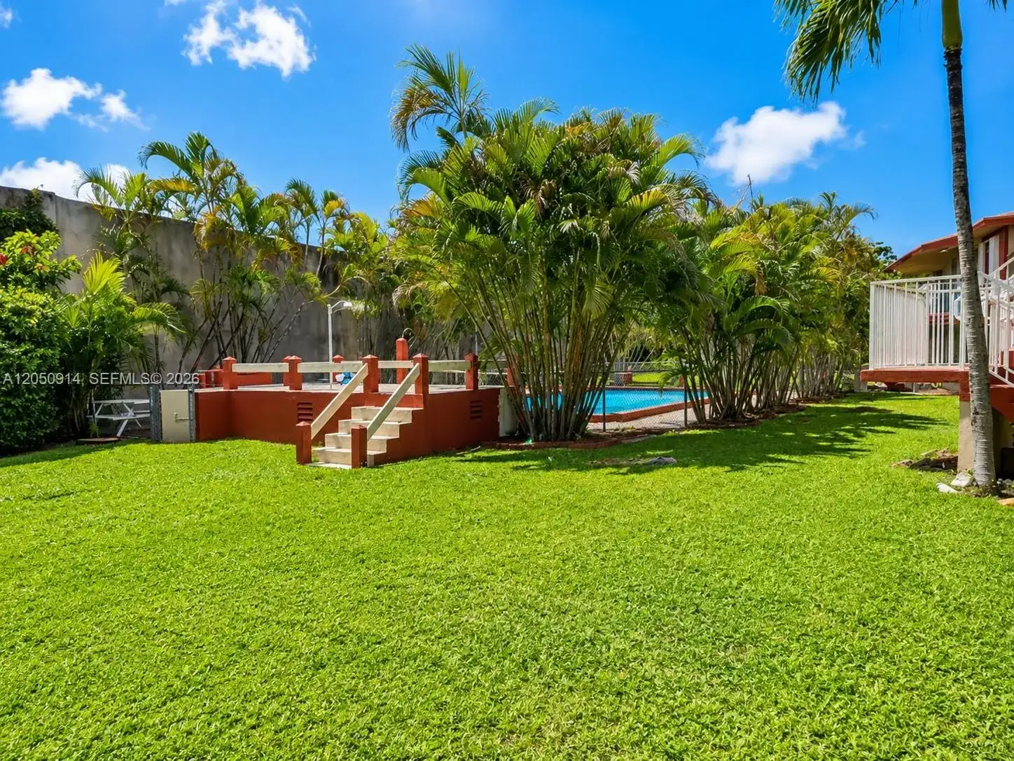 2917 Plunkett St # 17C, Hollywood FL 33020 photo 2