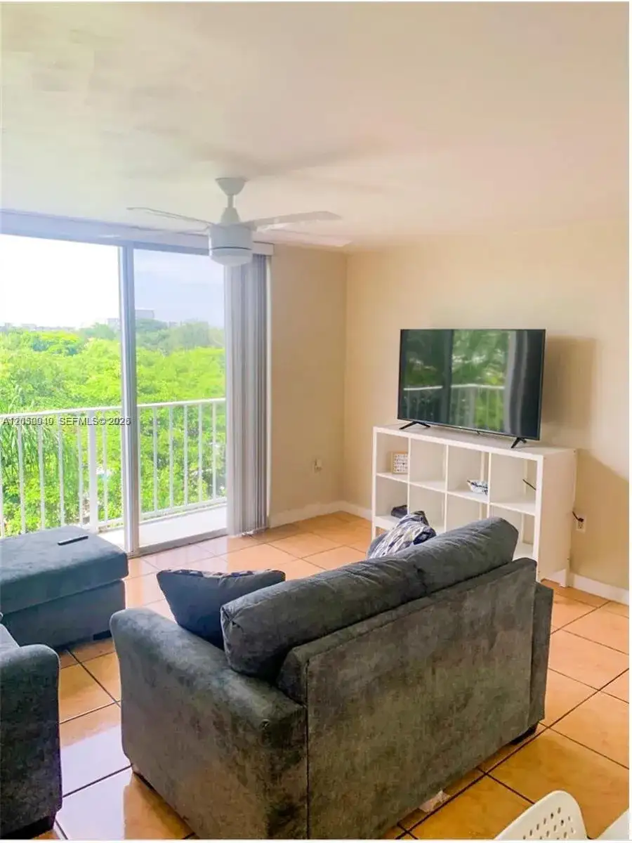 1740 NW N River Dr # 623, Miami FL 33125 photo 2