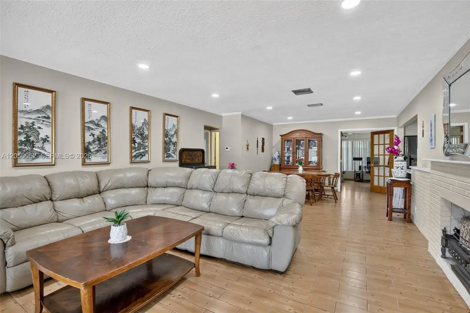 206 N 32nd Ave, Hollywood FL 33021 photo 4