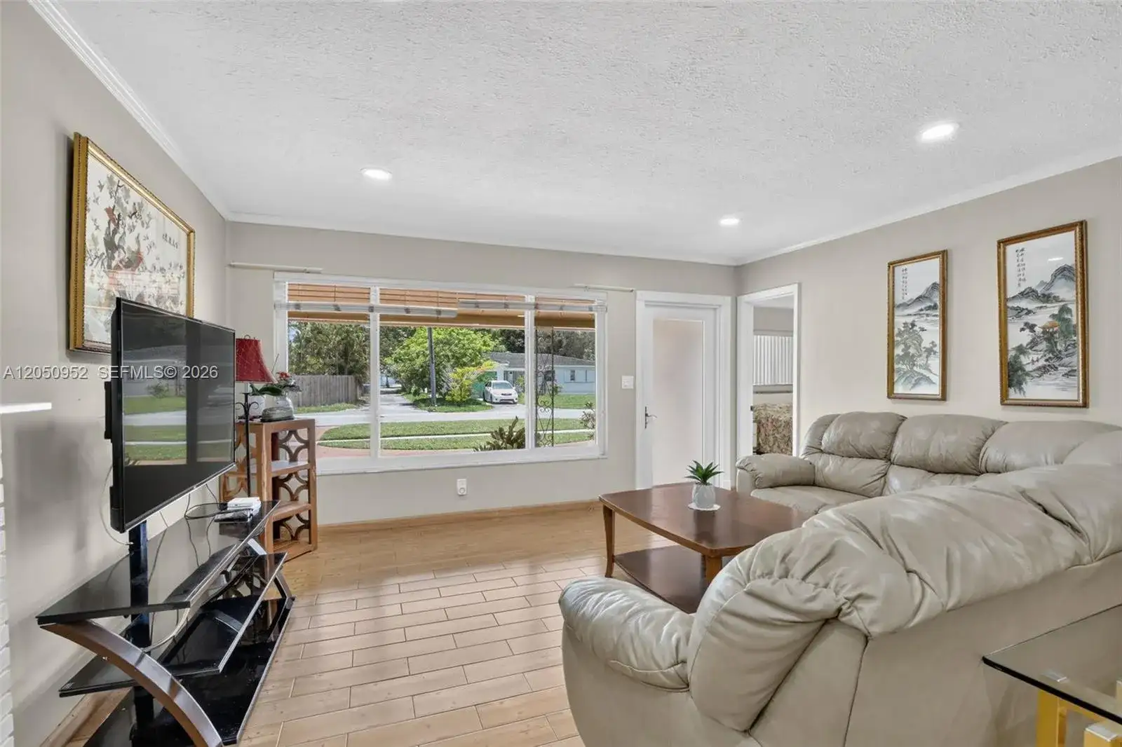 206 N 32nd Ave, Hollywood FL 33021 photo 5