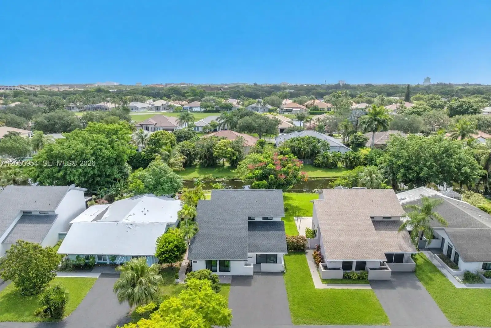3950 SW 82nd Ter, Davie FL 33328 photo 4