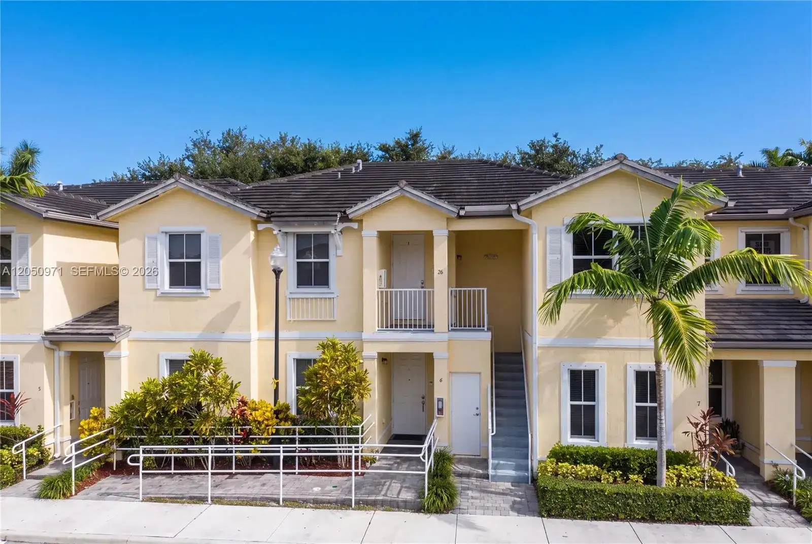 112 SE 28th Ter # 26, Homestead FL 33033 photo 2