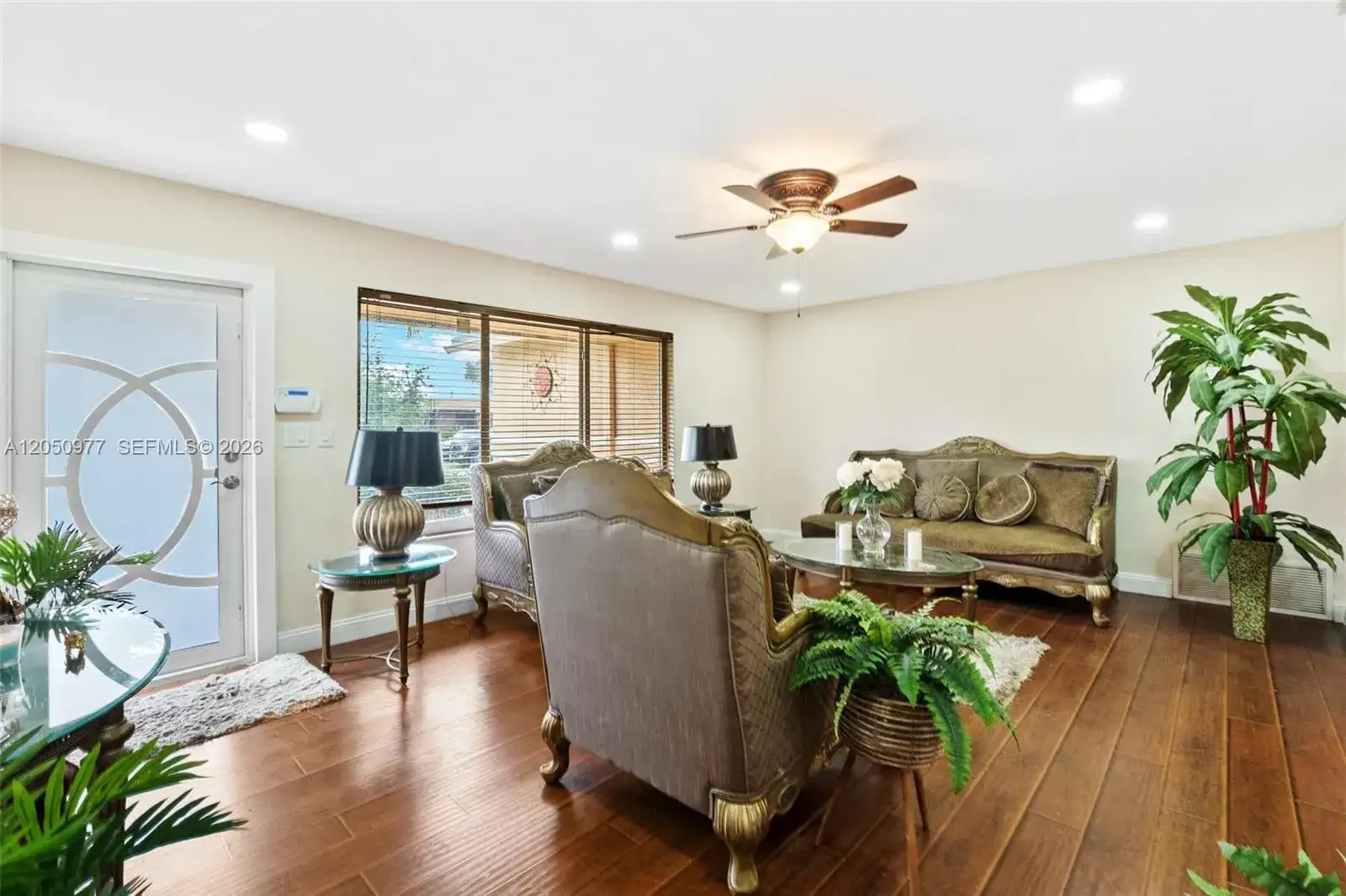 2251 NW 87th Ave, Pembroke Pines FL 33024 photo 4