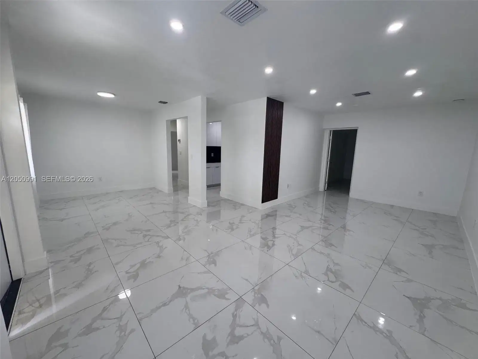 7400 SW 39th St # 1, Miami FL 33155 photo 2