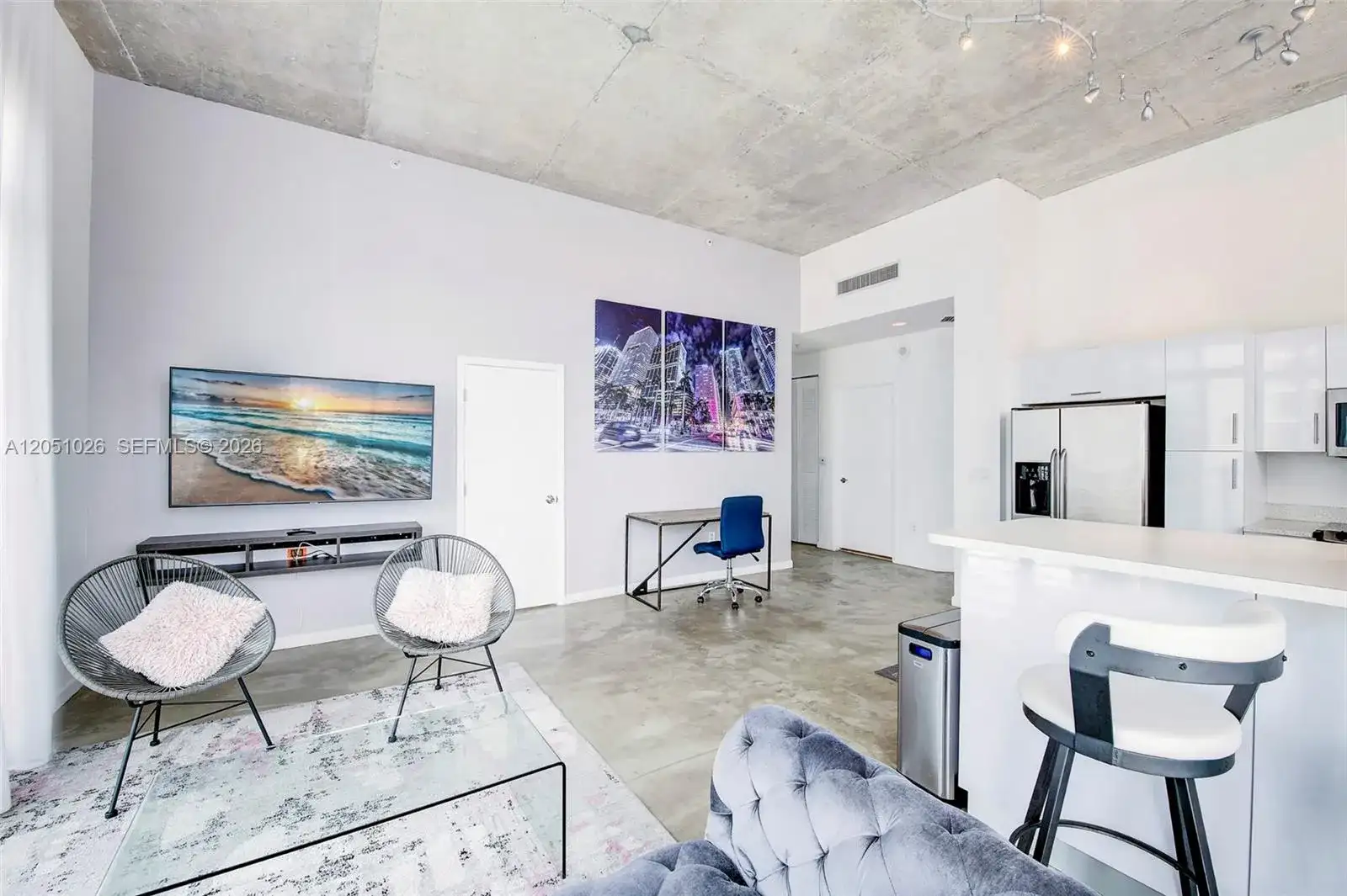 234 NE 3rd St, Miami FL 33132 photo 3