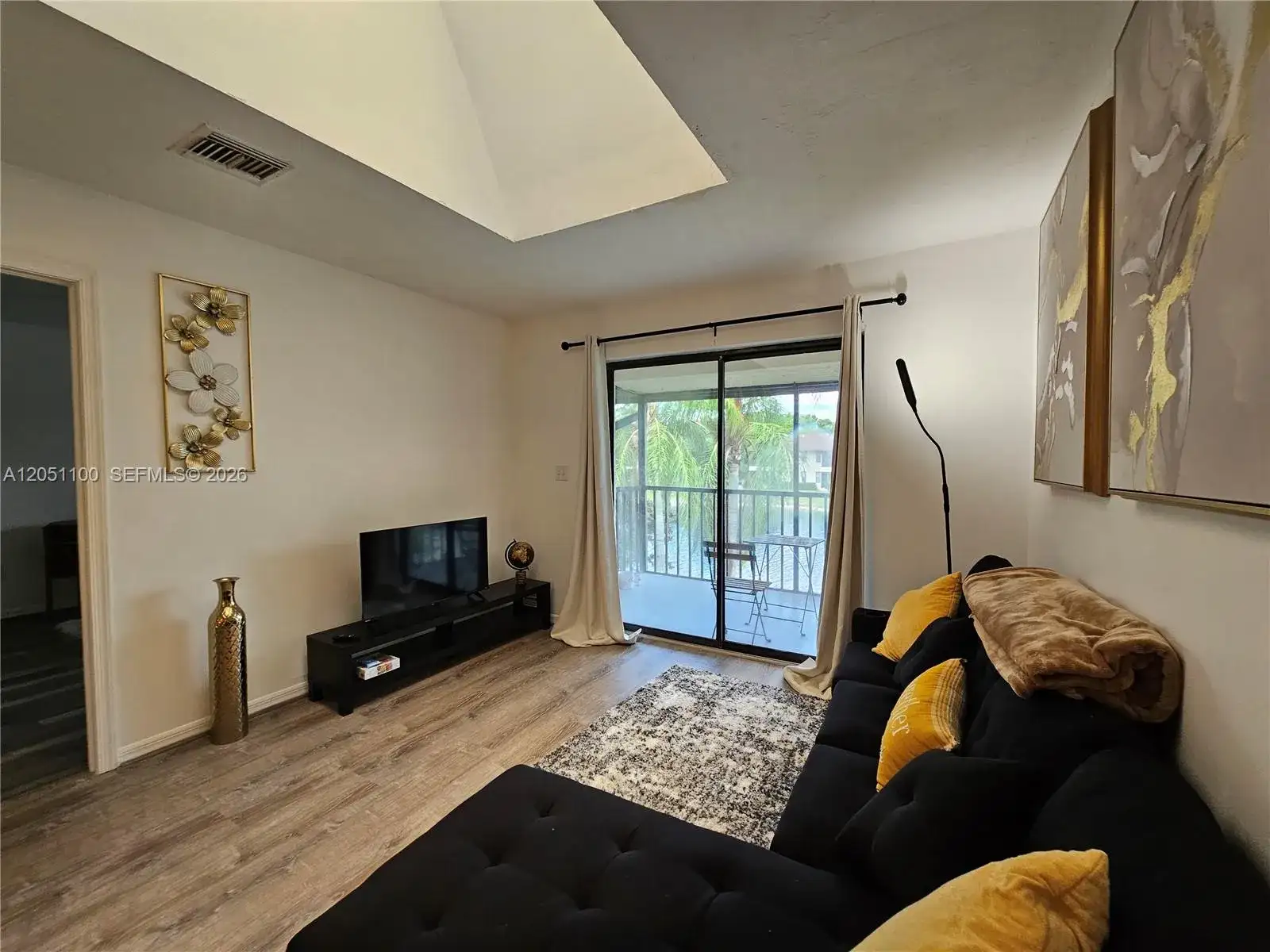 5361 Treetops Drive # 201, Naples FL 34113 photo 3