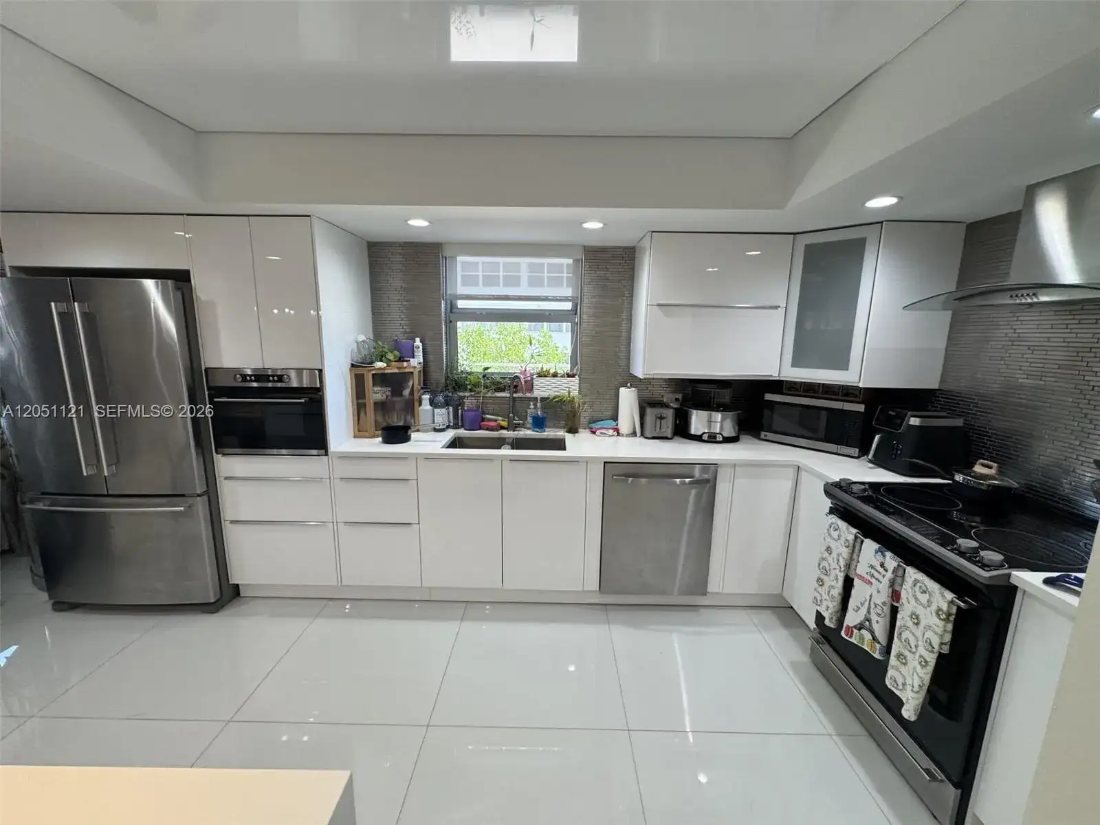 1912 S Ocean Dr # 2C, Hallandale Beach FL 33009 photo 4