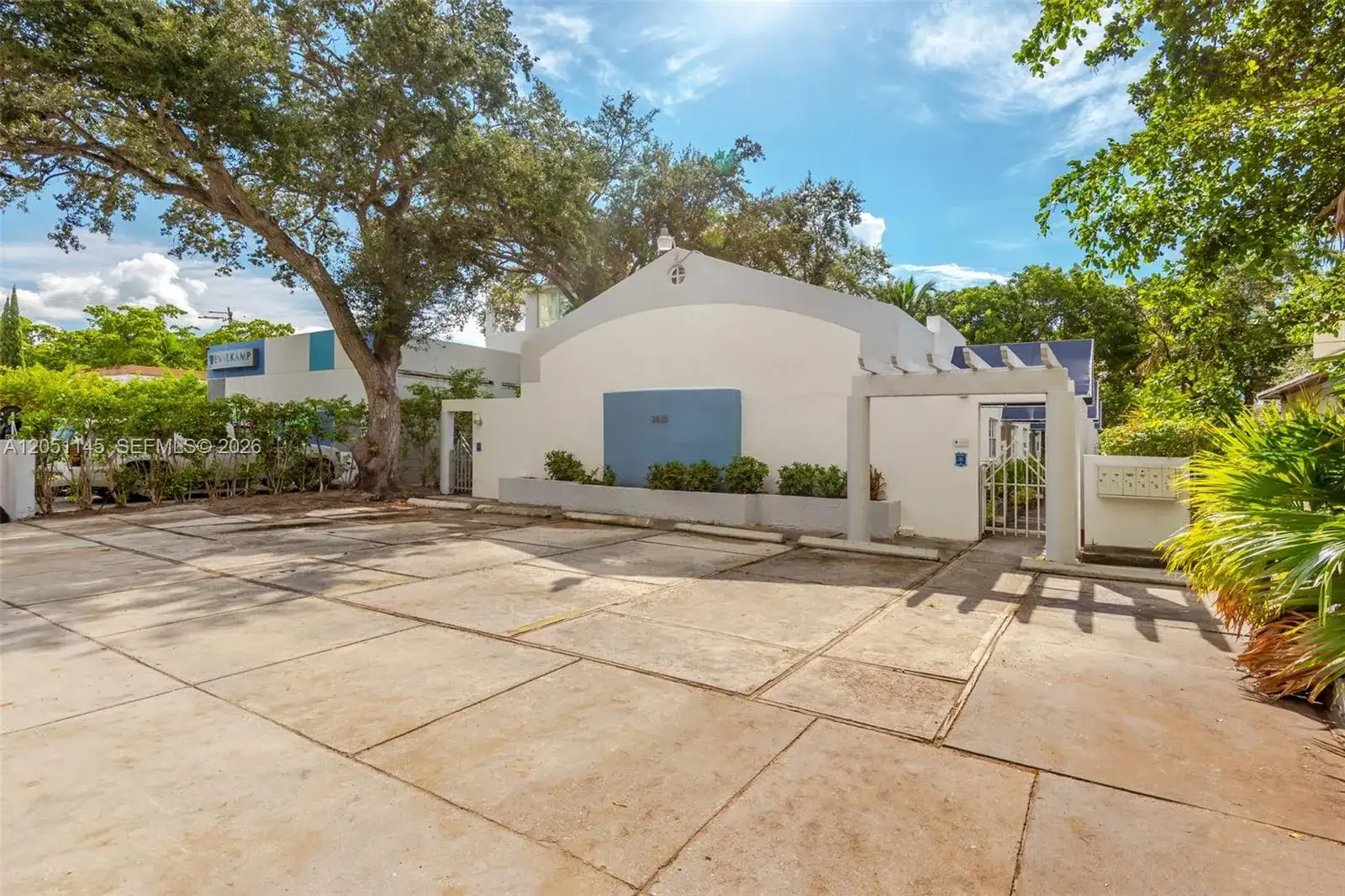 2825 SW 3rd Ave # 4, Miami FL 33129 photo 2