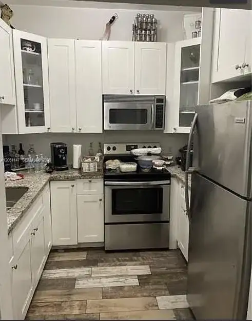 2125 NW 126th St, Miami FL 33167 photo 3